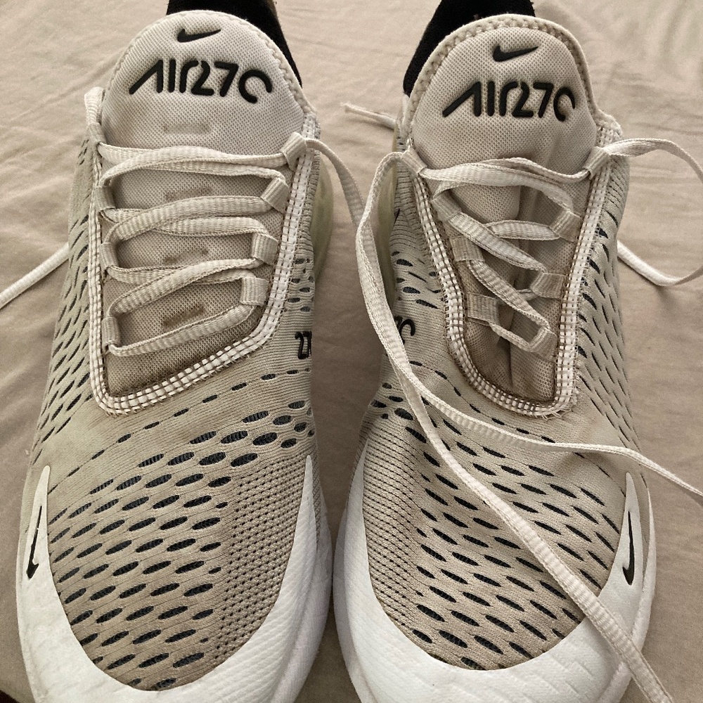 Nike air 270 size 11